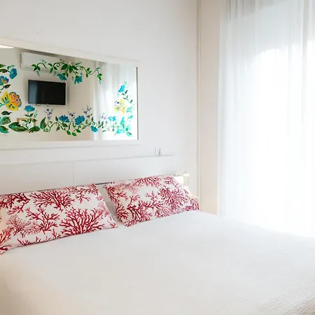 Hotel Le Petit 3*