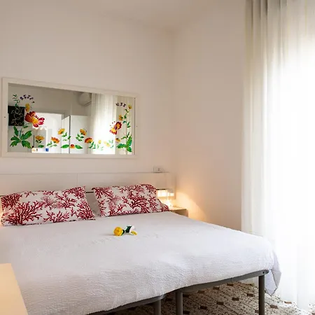 Le Petit Hotel
