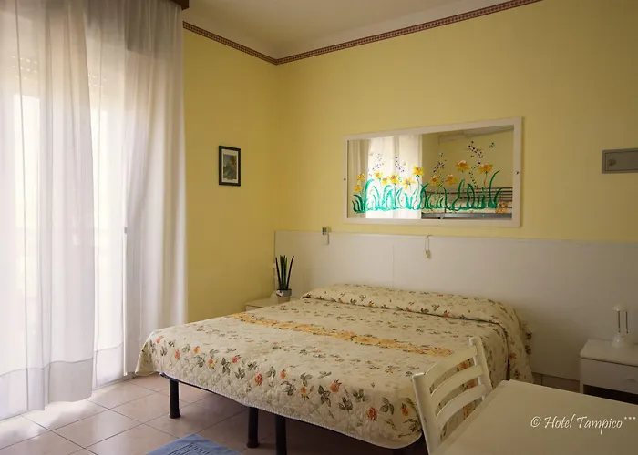 Le Petit Szálloda 3*